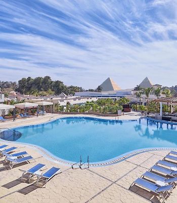 steigenberger pyramids hotel cairo